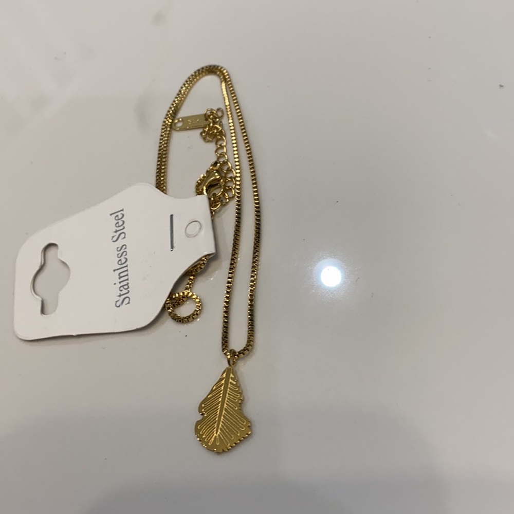 Leaf necklace. Symbol of peace and charm.